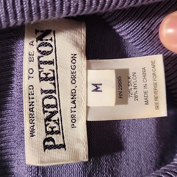 Pendleton silk blend turtleneck sweater - Picture 2 of 2